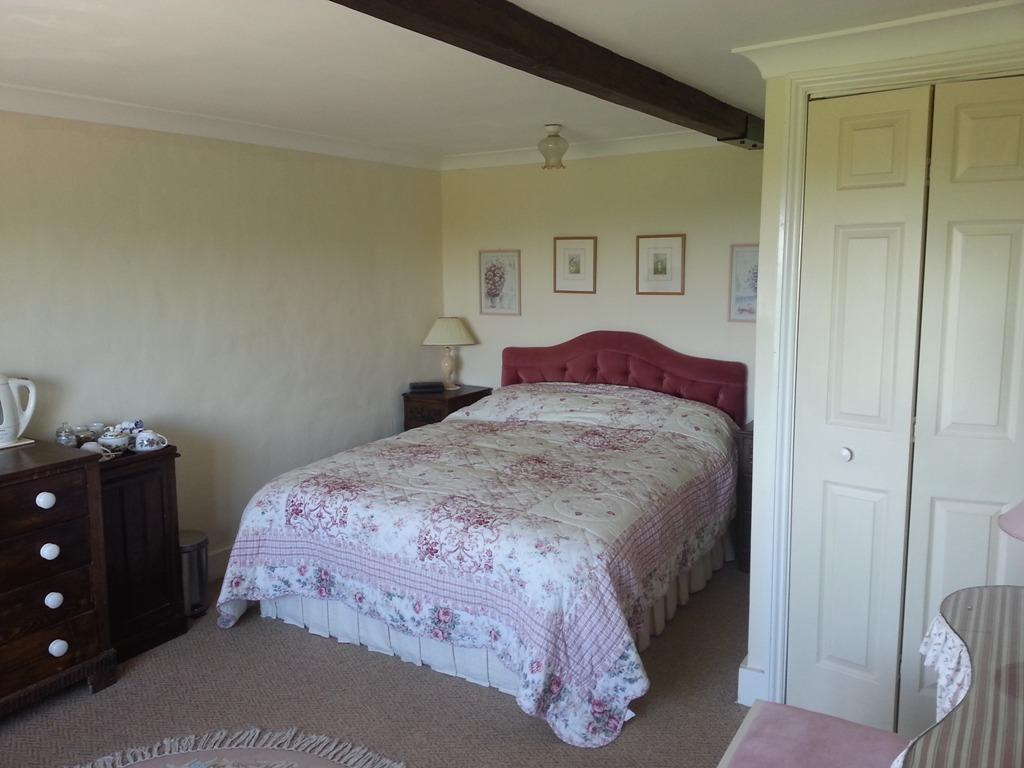 Bed & Breakfast Pigeonwood House *